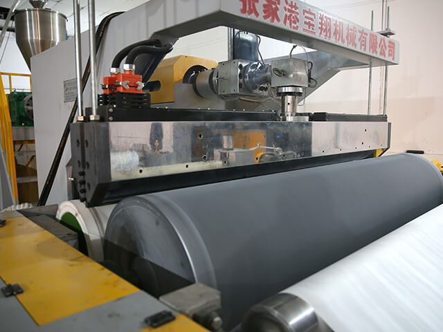 Cast film machine